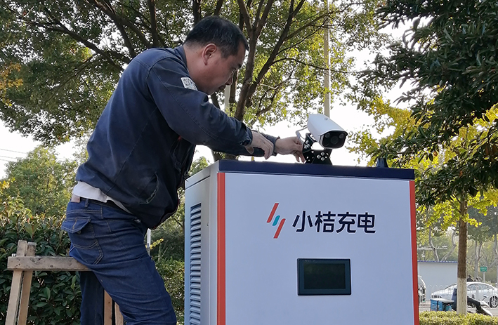 南京某小區(qū)停車(chē)場(chǎng)充電樁安防工程